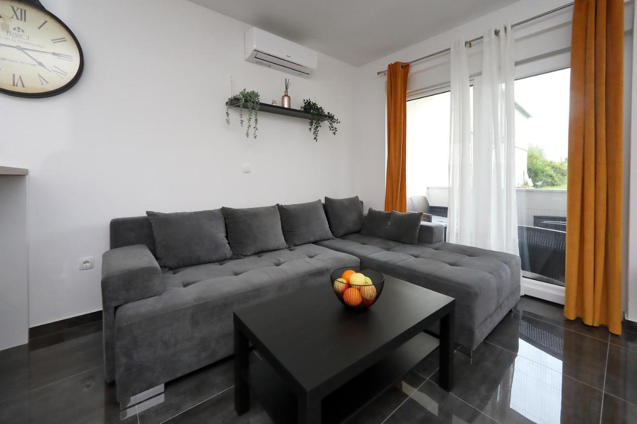 Apartman Kero Bibinje Zewnętrze zdjęcie