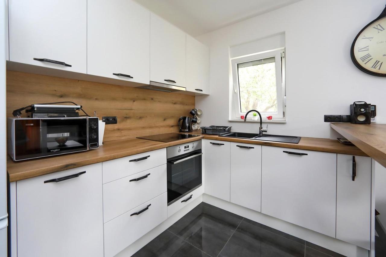 Apartman Kero Bibinje Zewnętrze zdjęcie