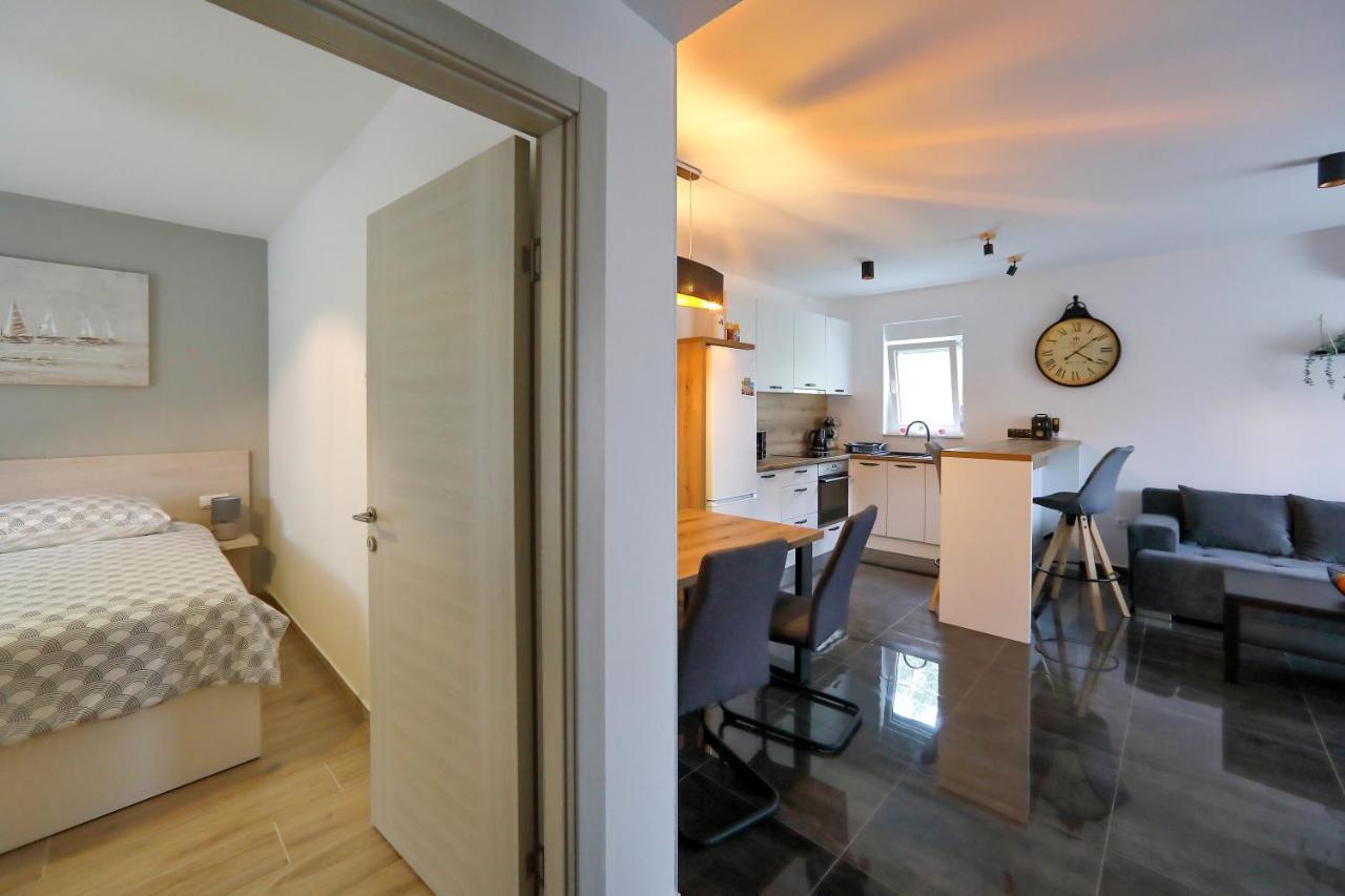 Apartman Kero Bibinje Zewnętrze zdjęcie